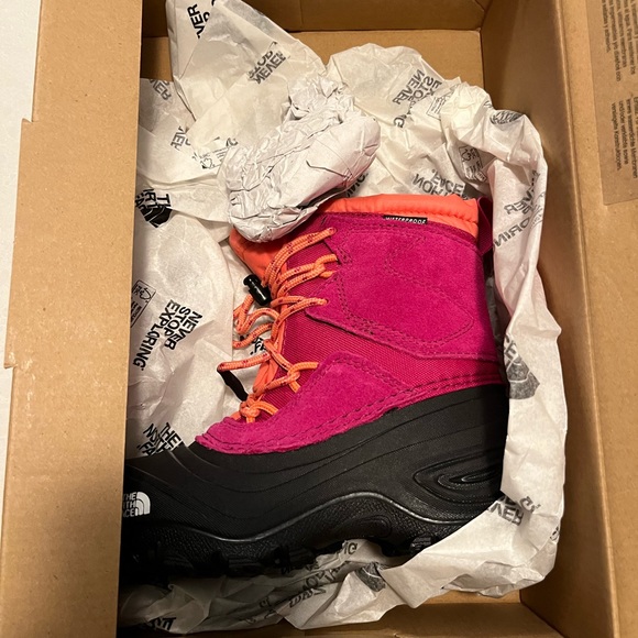 Brand new in box*** North Face youth Allen glow V WP - Picture 2 of 5